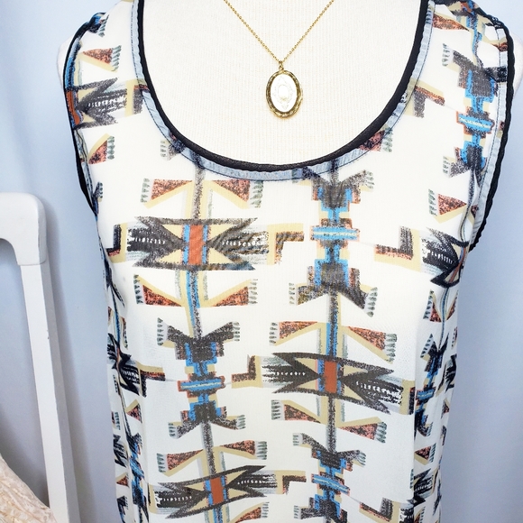 Tan Aztec Bobeau Tank Top - Size M (EUC) - Picture 9 of 10